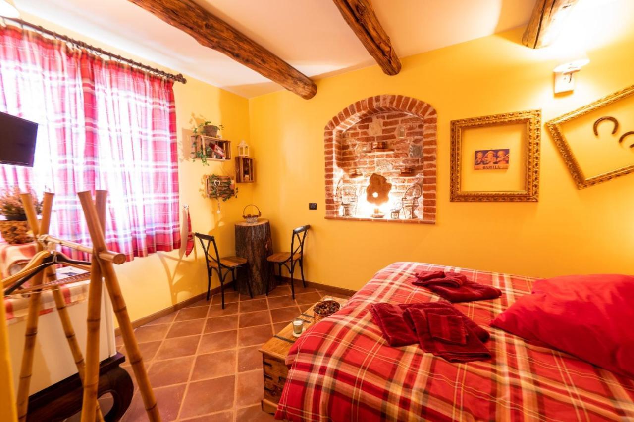 B&B Naturin - Cascina Colombaro Lauriano Εξωτερικό φωτογραφία